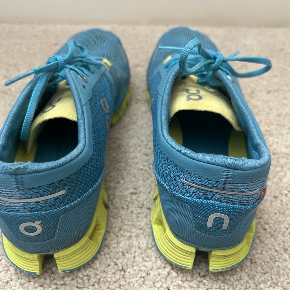 On Cloud X Training Running Shoes: Woman’s Size 6.5 - Picture 6 of 8